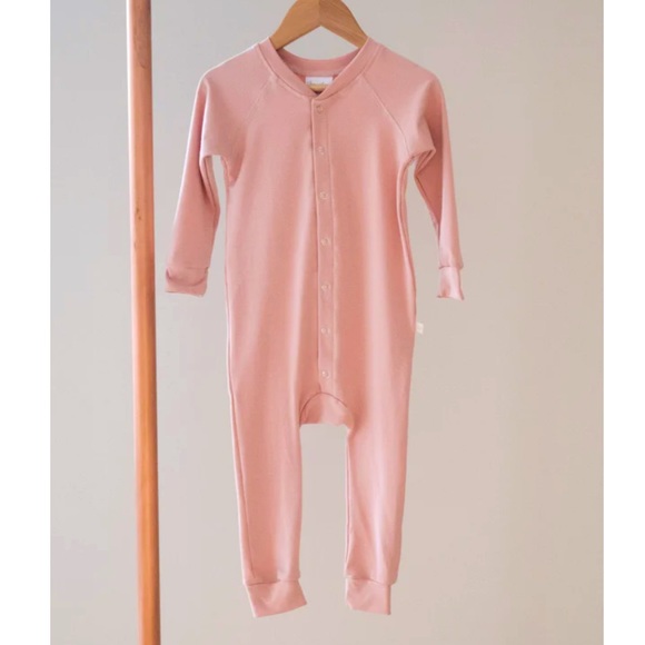 Jax and Lennon Other - ⭐️Host Pick⭐️ NWT Jax and Lennon 12-18M pink (rose petal) lounge suit